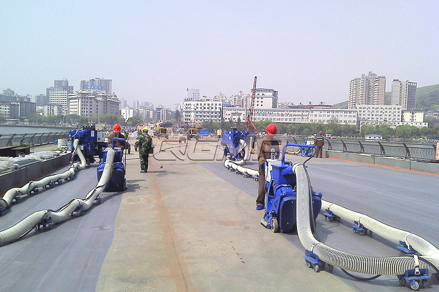 移动式路面抛丸机